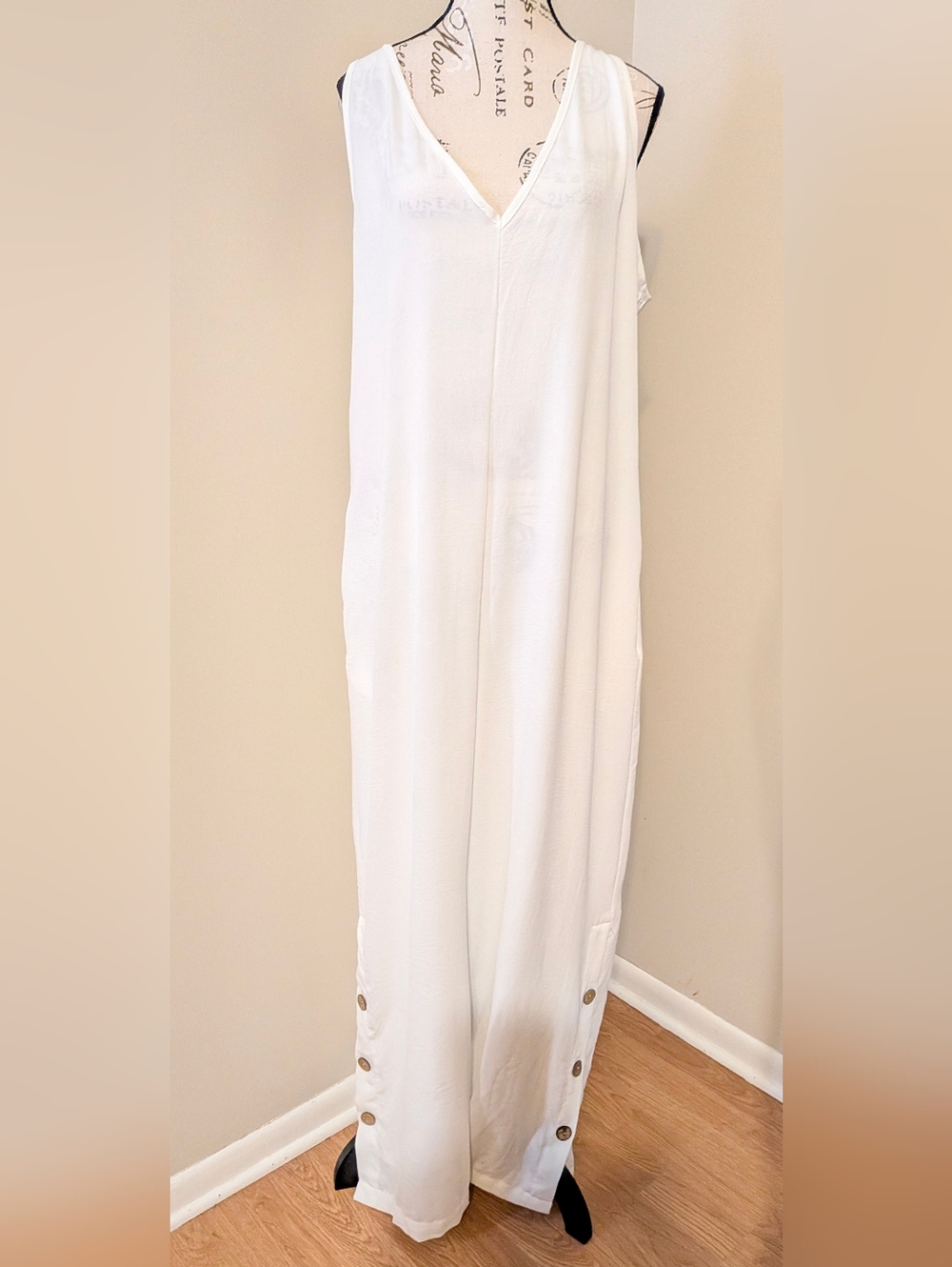 White Women's Sleeveless Vneck Halter Jumpsuit 2XL Wide Leg Ankle Button Coastal